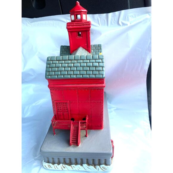 Geo Z Lefton Historic Holland Harbor red lighthouse Michigan (1998) - Picture 3 of 7